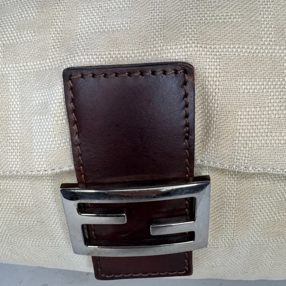 Fendi Zucca Cambas Mamma Baguette. - Picture 11 of 17